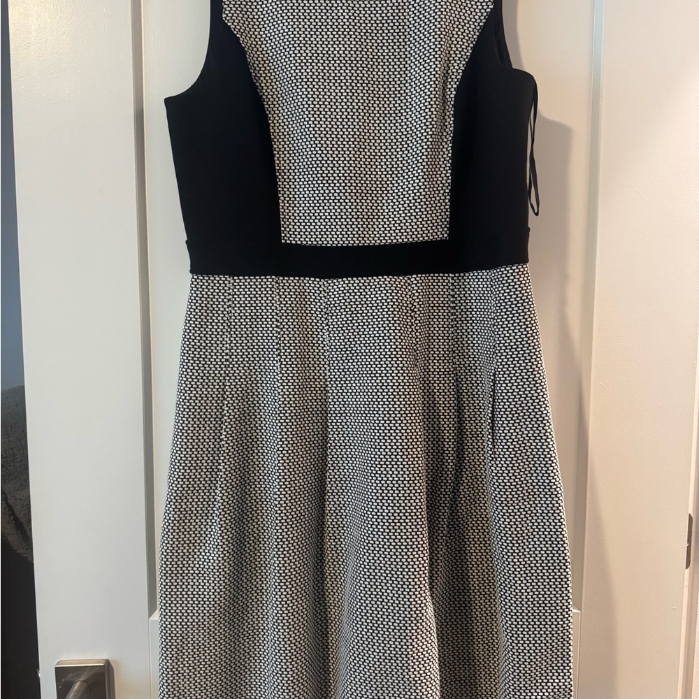 White House Black Market Monochrome Midi Dress